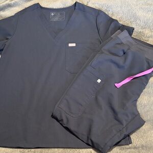 Figs Harbor Grey Scrub Set